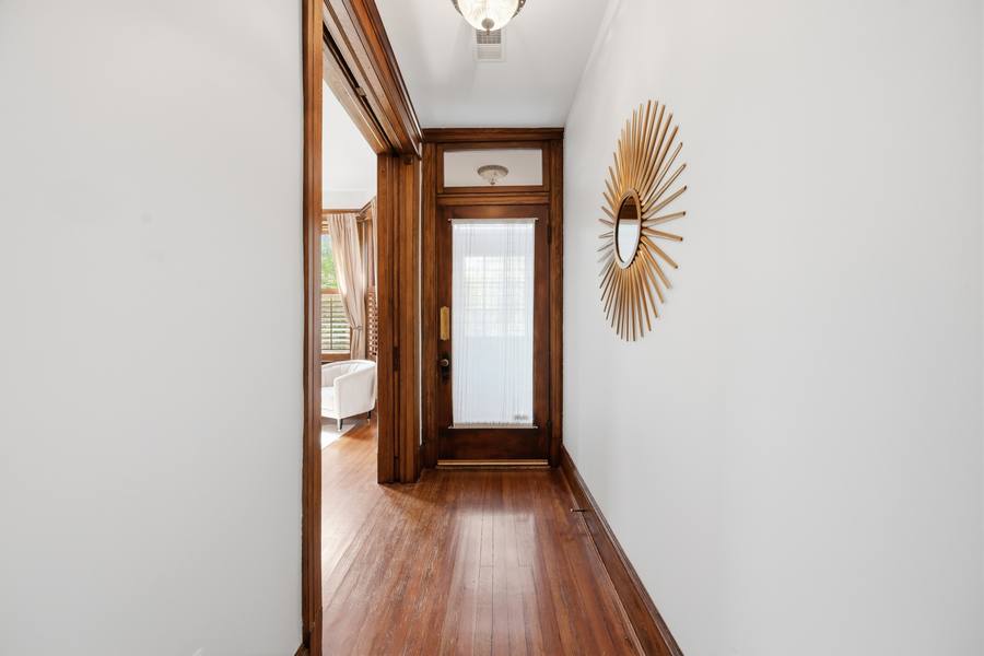 1302 A Street SE interior photo 5