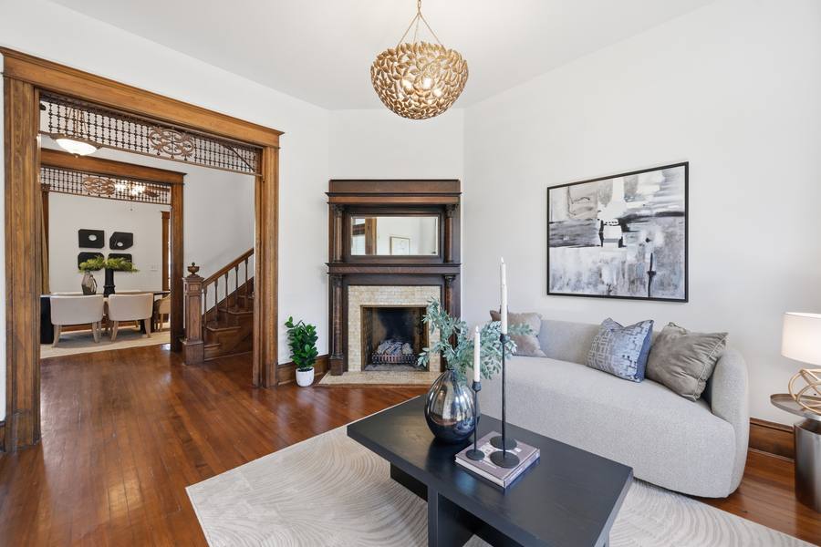 1302 A Street SE interior photo 9