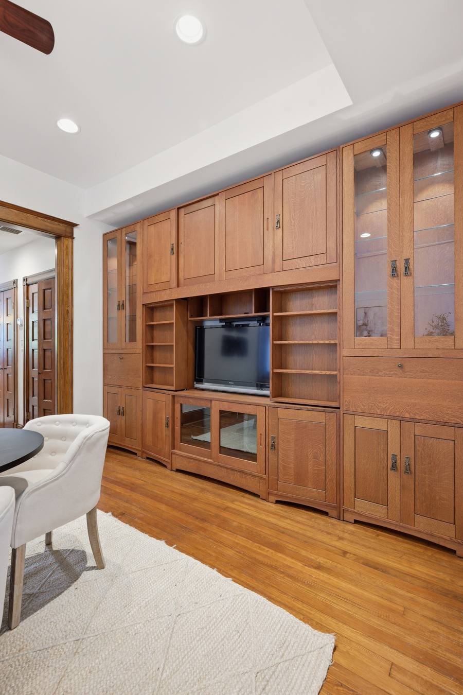 1302 A Street SE interior photo 24