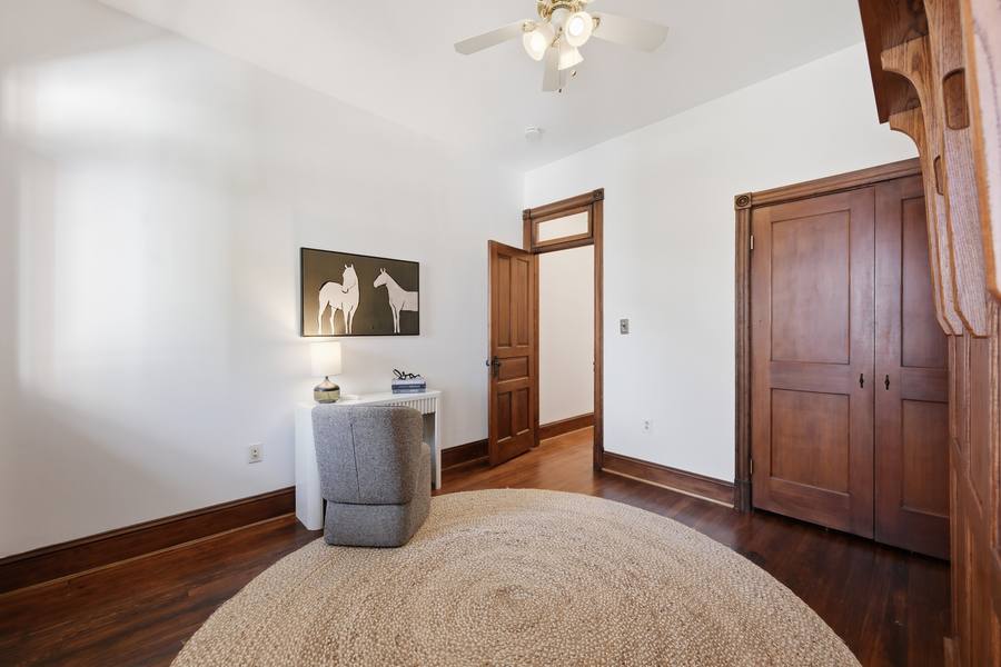 1302 A Street SE interior photo 33
