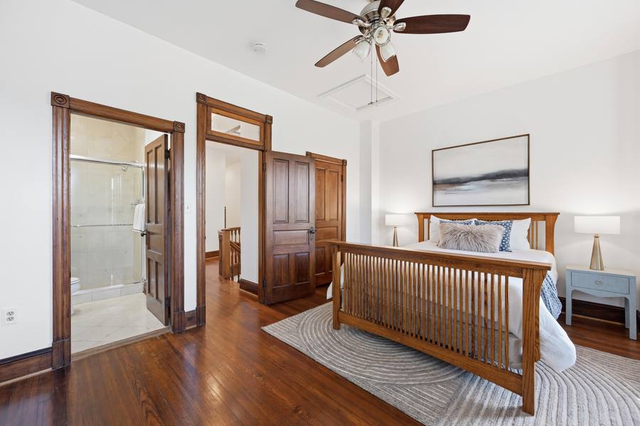 1302 A Street SE interior photo 41